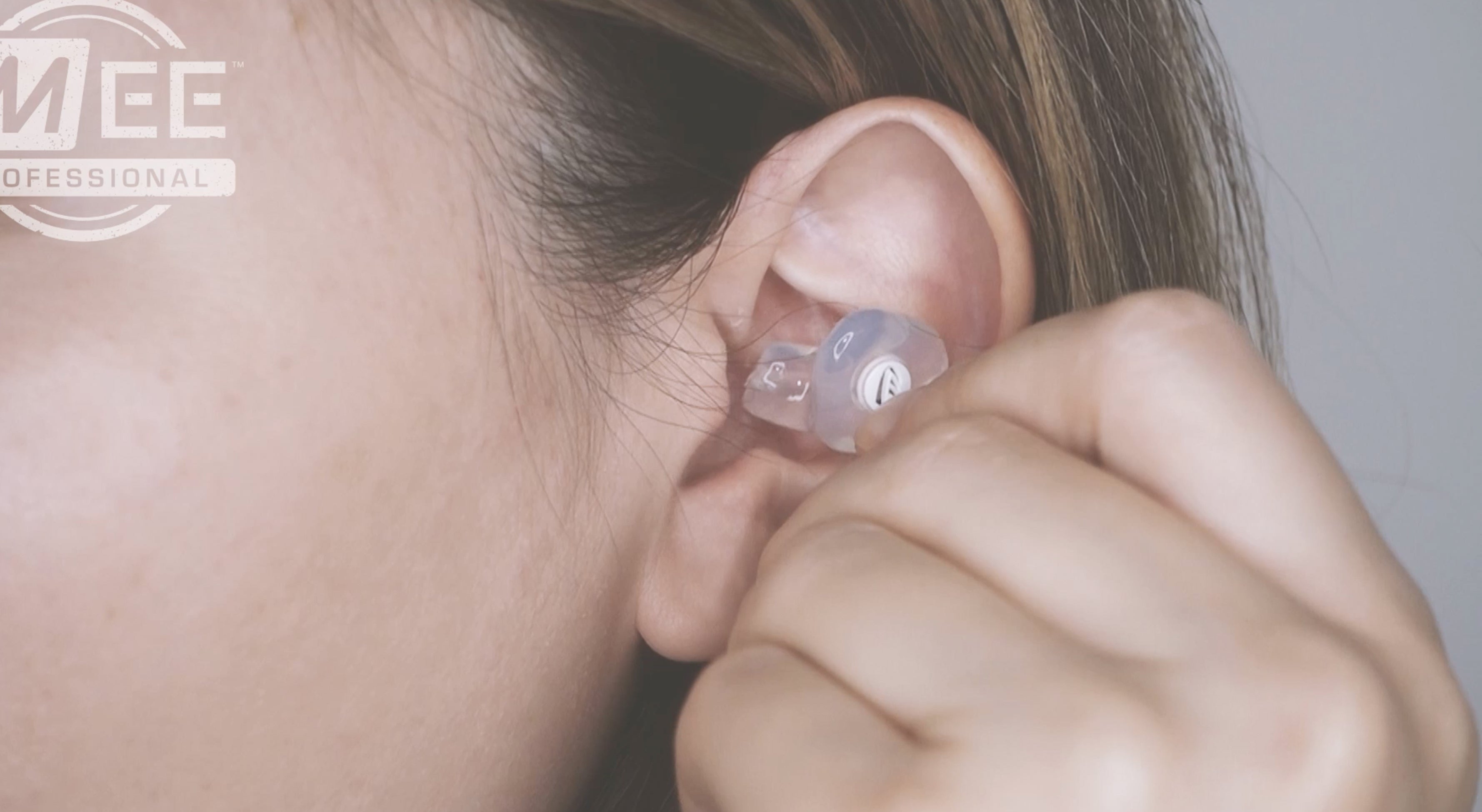 earplugs