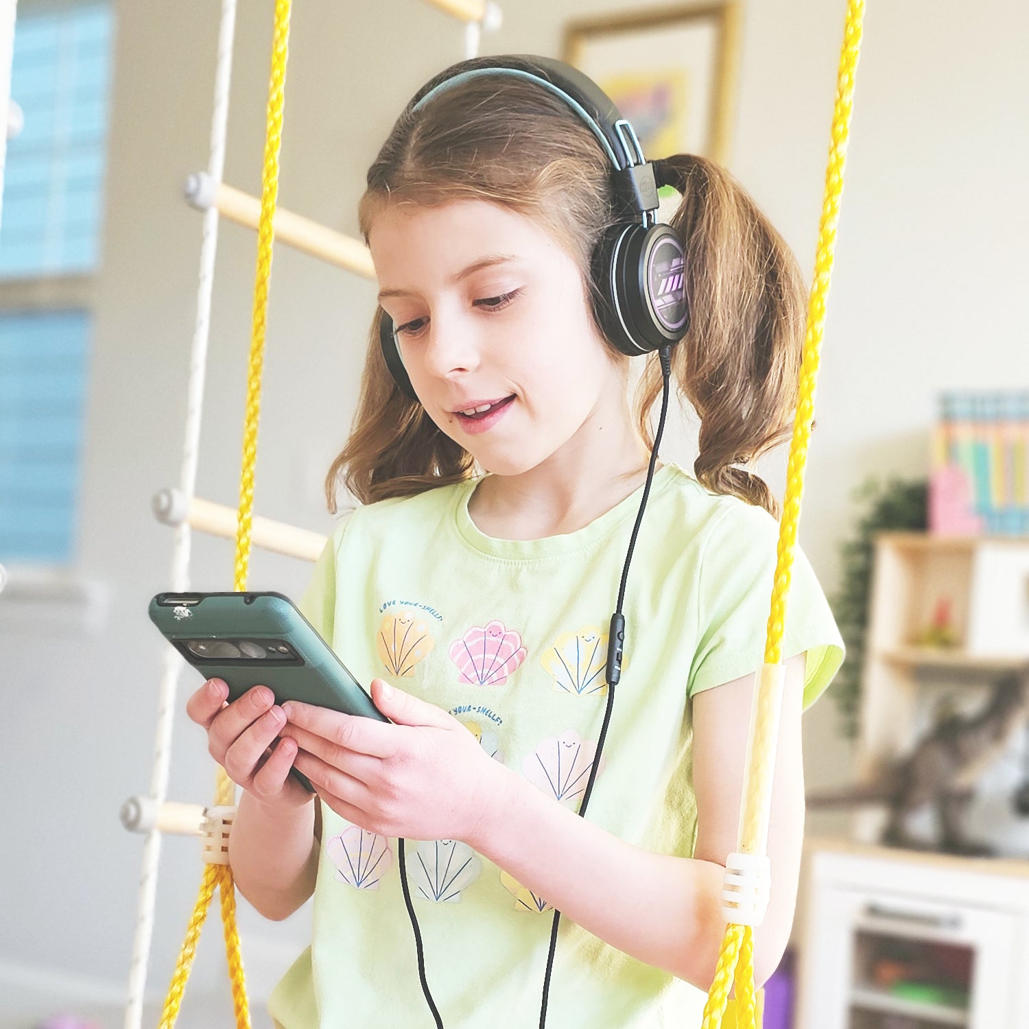 Image of MEE audio KidJamz KJ55BT Bluetooth Wireless Safe Listening Headphones for Children with LED Lights, 85dB Volume Limiter, Microphone, & 40h battery; Kids Headset for School / iPhone / iPad / Tablet