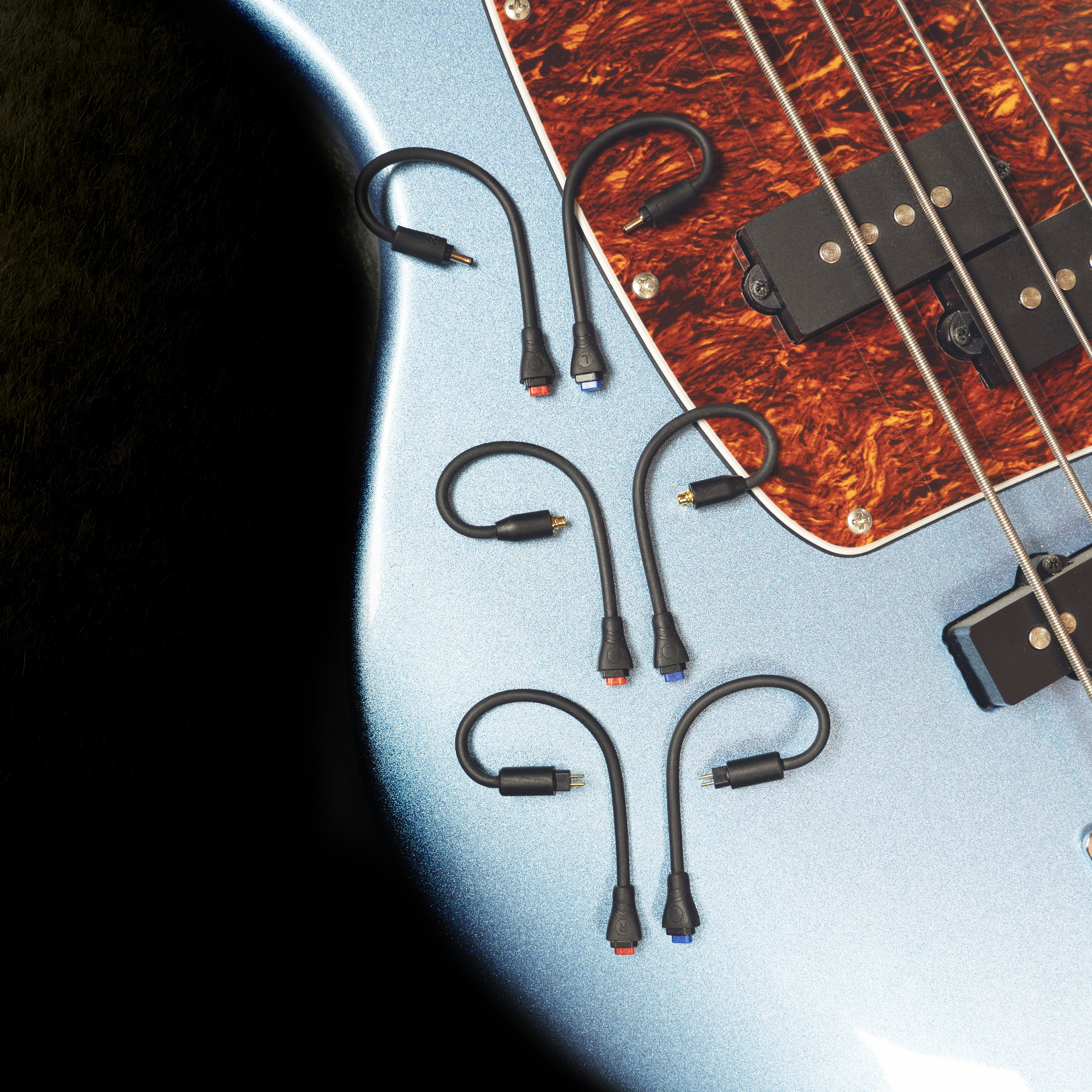 The MEE audio BT3 Bluetooth wireless adapter cable comes with 3 interchangeable connectors to fit a wide range of popular in-ear monitors: MMCX, 2-pin (0.78 mm), and DC. 